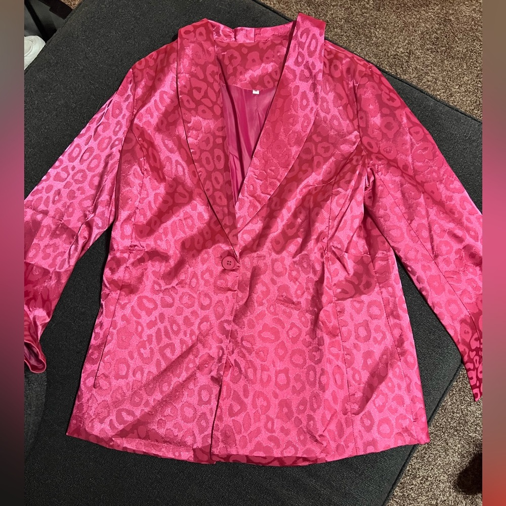 Hot pink cheetah print blazer M
